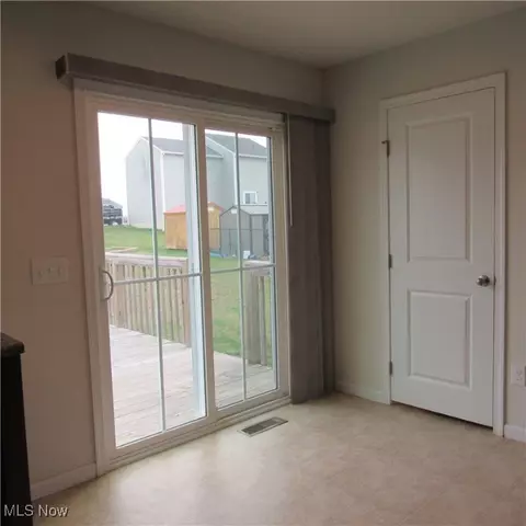 4465 Halle Cir NW, Massillon, OH 44647 photo 10