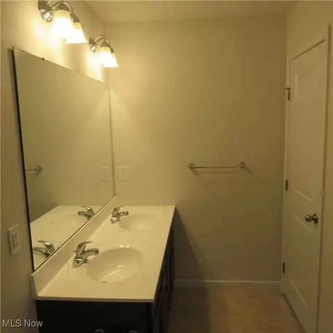 4465 Halle Cir NW, Massillon, OH 44647 photo 13