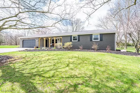 3795 Norwood Ave, Alliance, OH 44601