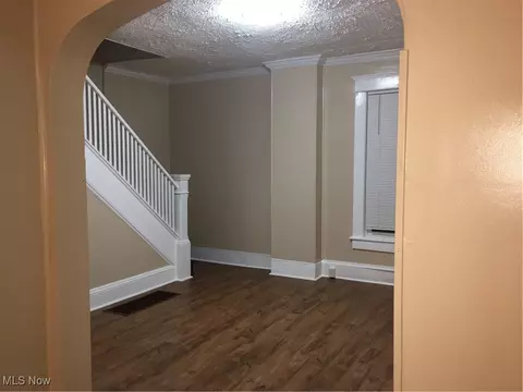 646-650 Pine St, Coshocton, OH 43812 photo 6