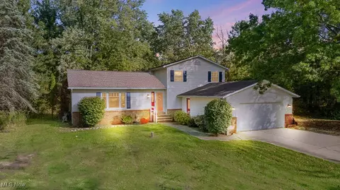 7319 Guilford Rd, Seville, OH 44273