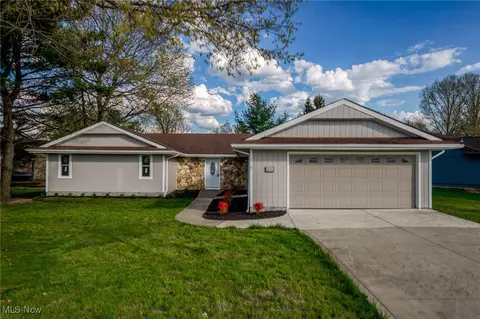 10097 Crows Nest Cv, Reminderville, OH 44202