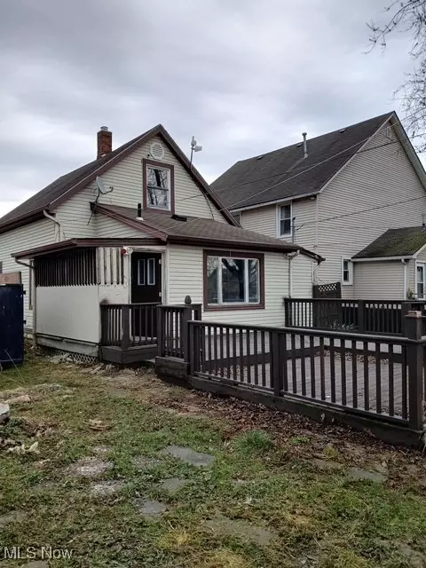 306 Florida Ave, Lorain, OH 44052 photo 3