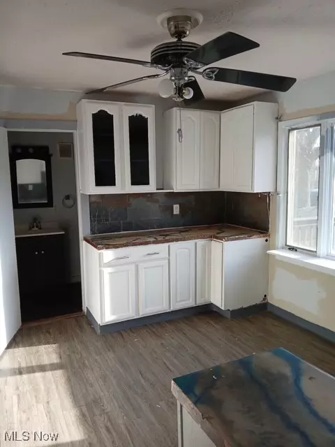 306 Florida Ave, Lorain, OH 44052 photo 10