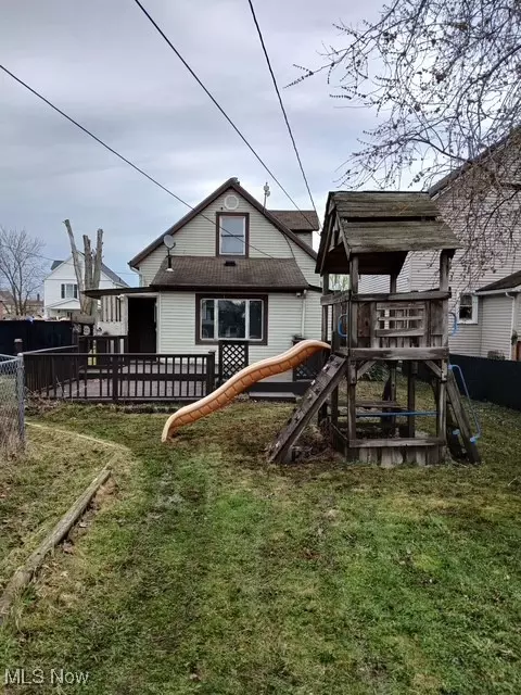 306 Florida Ave, Lorain, OH 44052 photo 2