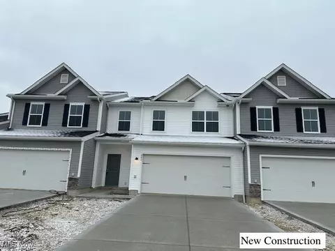 3480 Bushwillow Dr, Uniontown, OH 44685