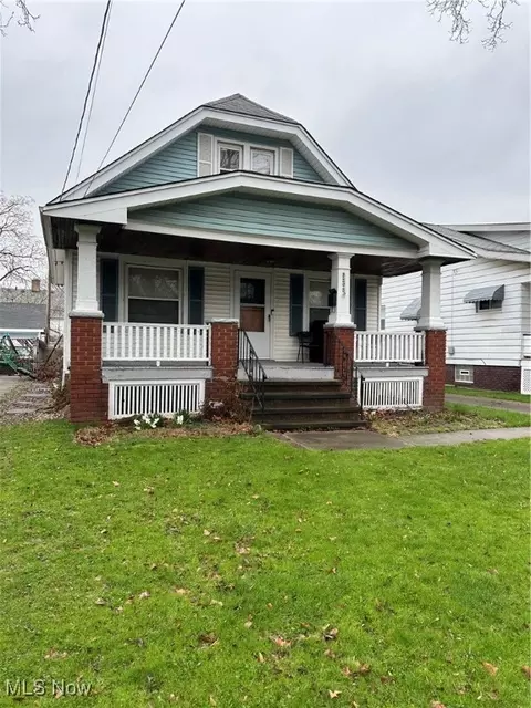 3202 Hillcrest Ave, Cleveland, OH 44109