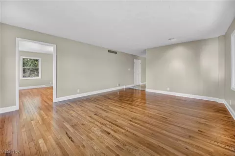 Living - 34600 Mcafee Dr, Solon, OH 44139 photo 2 of 7