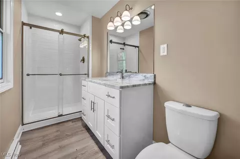 Bath - 34600 Mcafee Dr, Solon, OH 44139 photo 2 of 5