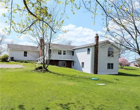 14864 Hayes Rd, Middlefield, OH 44062