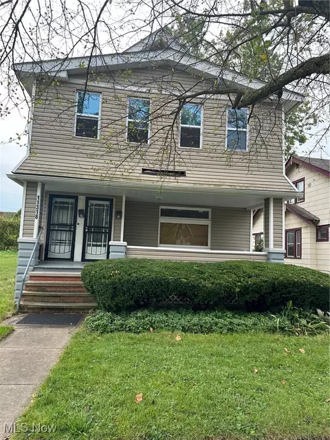 11318 Revere Ave, Cleveland, OH 44105