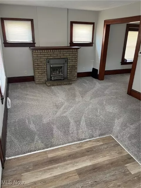 Living - 263 E York St, Akron, OH 44310 photo 1 of 1