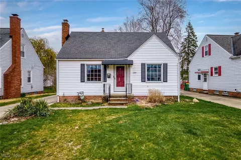 249 E 285th St, Willowick, OH 44095