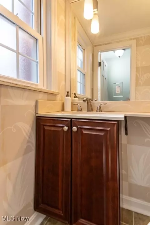 100 E 196th St, Euclid, OH 44119 photo 20