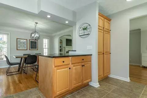 100 E 196th St, Euclid, OH 44119 photo 13