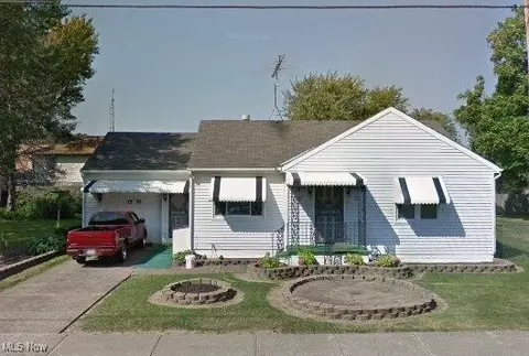 1352 Madison Ave, Lorain, OH 44053