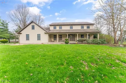 2008 Logan Gate Ave, Youngstown, OH 44505