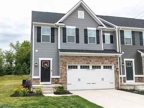 3383 Jackson Park Dr NW, Massillon, OH 44646