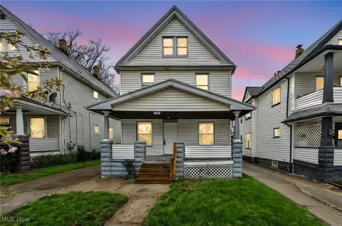 3598 W 50th St, Cleveland, OH 44102