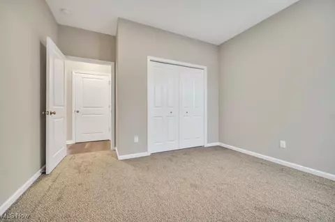 216 Alexander Dr, Elyria, OH 44035 photo 28