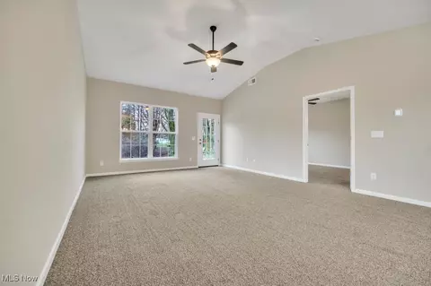 216 Alexander Dr, Elyria, OH 44035 photo 24