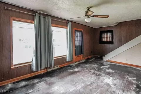 Living - 400 E Line St, Minerva, OH 44657 photo 2 of 2