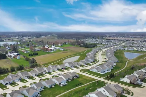 806 Cedar Crest Dr, Elyria, OH 44035 photo 36