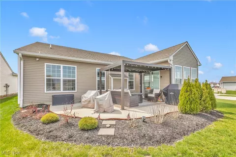806 Cedar Crest Dr, Elyria, OH 44035 photo 31