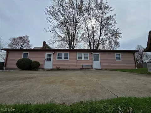 523 Church St, Kipton, OH 44049