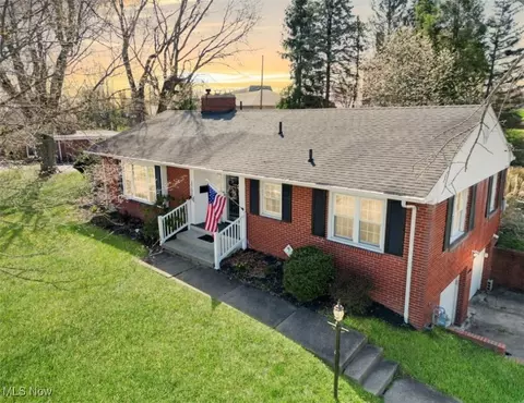 3200 Homewood Ave, Steubenville, OH 43952