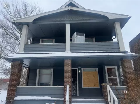 3976 E 71st St, Cleveland, OH 44105