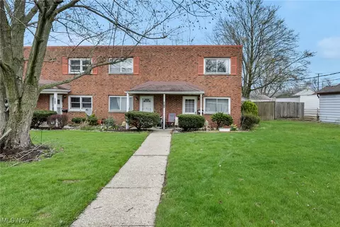 4433 Fairway Dr, Cleveland, OH 44135