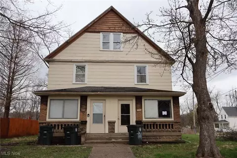 121-123 Roswell St, Akron, OH 44305