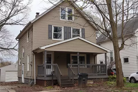 835 Berwin St, Akron, OH 44310