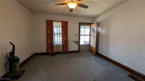 600 Third St, Chester, WV 26034 photo 4