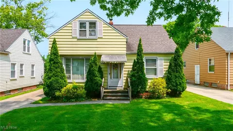 13583 Shady Oak Blvd, Garfield Heights, OH 44125