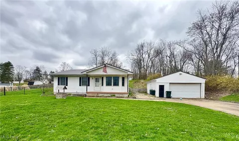 238 46th St SW, Canton, OH 44706