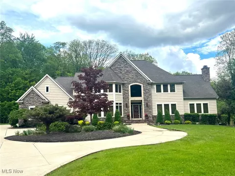 11955 Epping Trl, Chardon, OH 44024 photo 2