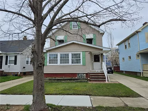 21851 Fuller Ave, Euclid, OH 44123