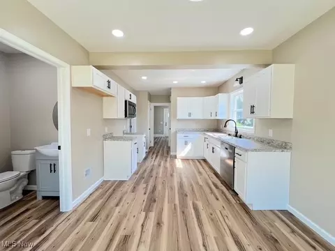 Entry Way - 4602 Broadway St, Midvale, OH 44653 photo 1 of 1