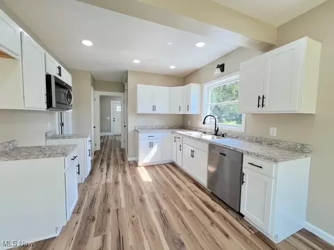 Kitchen - 4602 Broadway St, Midvale, OH 44653 photo 1 of 2