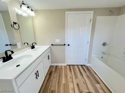 Bath - 4602 Broadway St, Midvale, OH 44653 photo 6 of 6