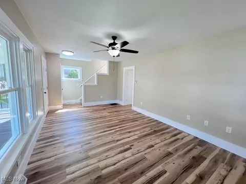Living - 4602 Broadway St, Midvale, OH 44653 photo 3 of 3