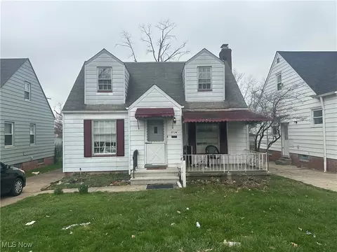 5134 Cato St, Maple Heights, OH 44137