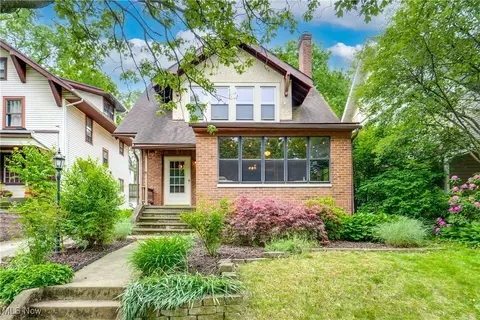 37 Borton Ave, Akron, OH 44302
