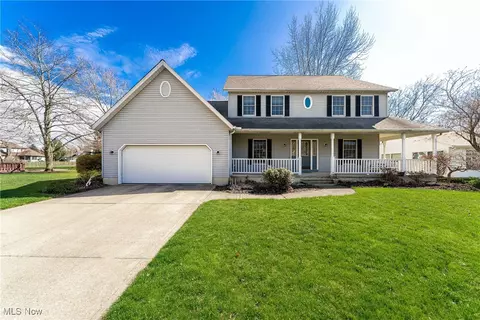 4145 Menlo Park Ln, Vermilion, OH 44089