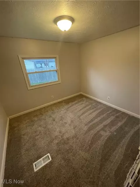 364 Hickory Run, Lagrange, OH 44050 photo 11