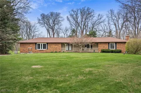 11378 Ann Dr NW, Baltimore, OH 43105