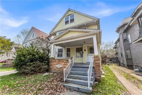 7218 Lawnview Ave, Cleveland, OH 44103