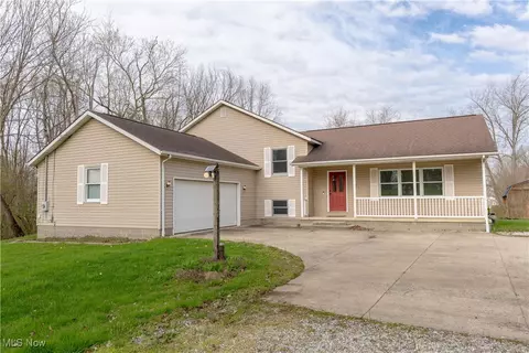 7645 Arthur Ave NW, Canal Fulton, OH 44614